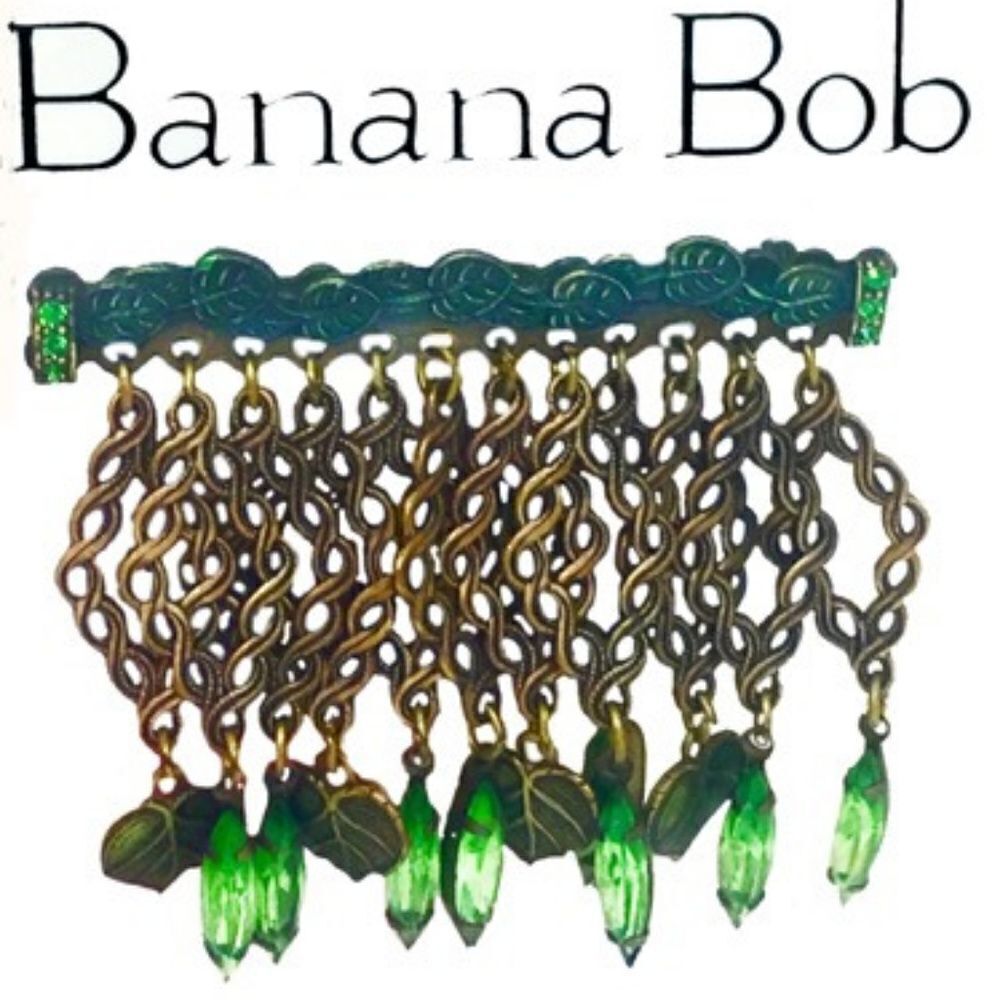*HOST PICK * ART DECO OX GOLD GREEN  CRYSTAL LEAF BAR PIN Banana Bob